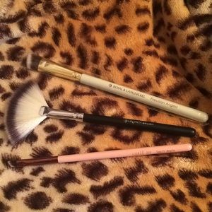 Makeup Brushes
